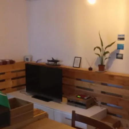 Homestay Kleines Ruhiges Dachzimmer