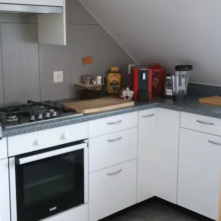 Kleines Ruhiges Dachzimmer * St. Gallen